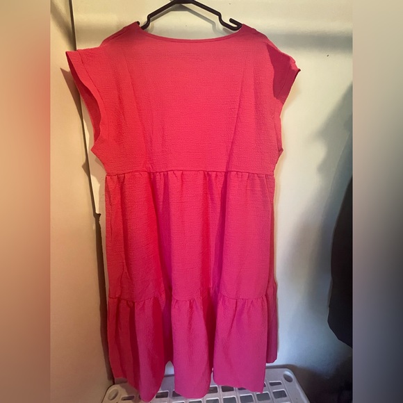 Pink dress - Picture 2 of 2